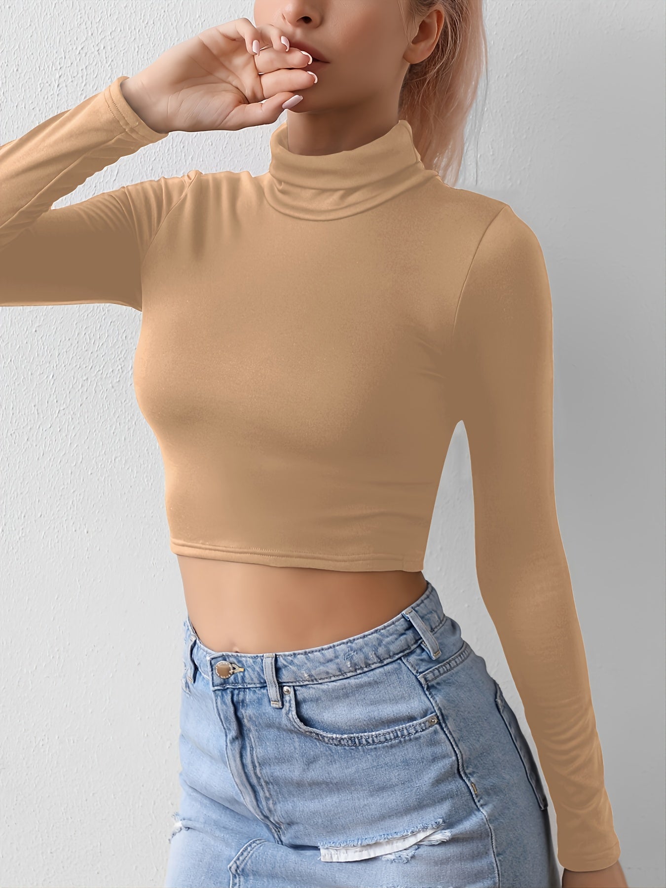 Sexy Short Top with Navel Exposure - European and American Fashion Women's 2205