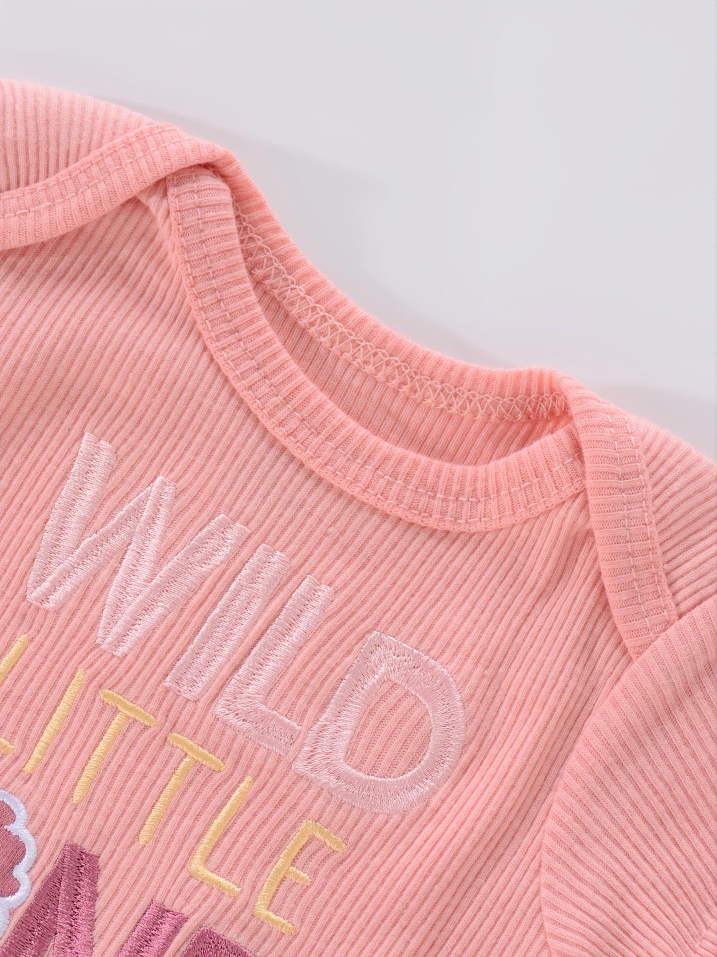 Newborn Baby Short Sleeve One-Piece Suit 4pcs Set with Alphabet Print and Embroidery Triangle Climbing Suit Ha Clothes Set 0-9 Months Baby Clothes