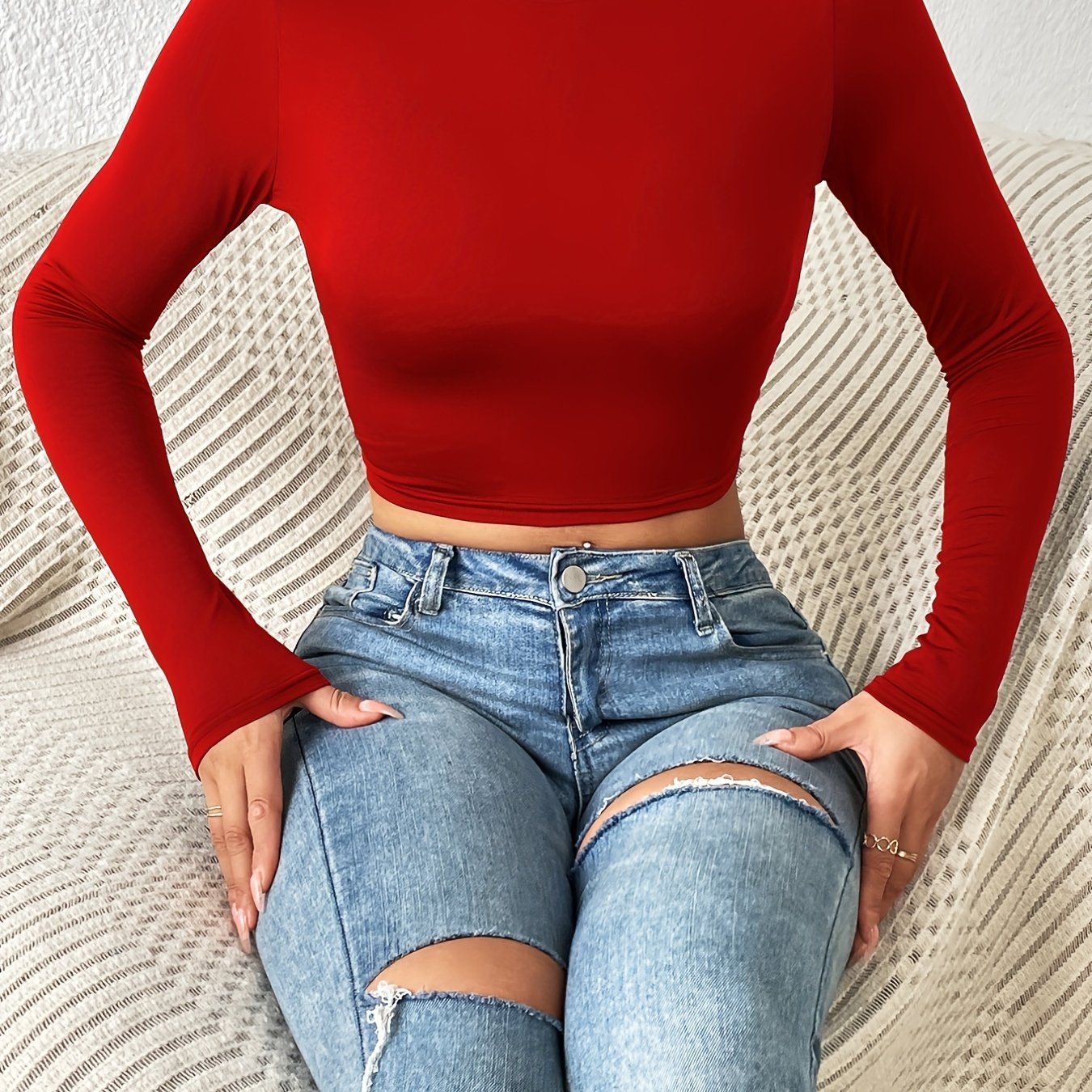 Sexy Short Top with Navel Exposure - European and American Fashion Women's 2205