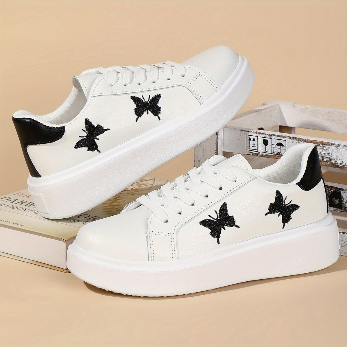 Ladies' Embroidered Butterfly Flat Shoes, Casual And Lightweight Loafers
