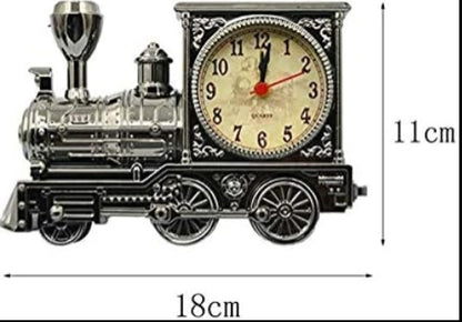 Train-Shaped Clock