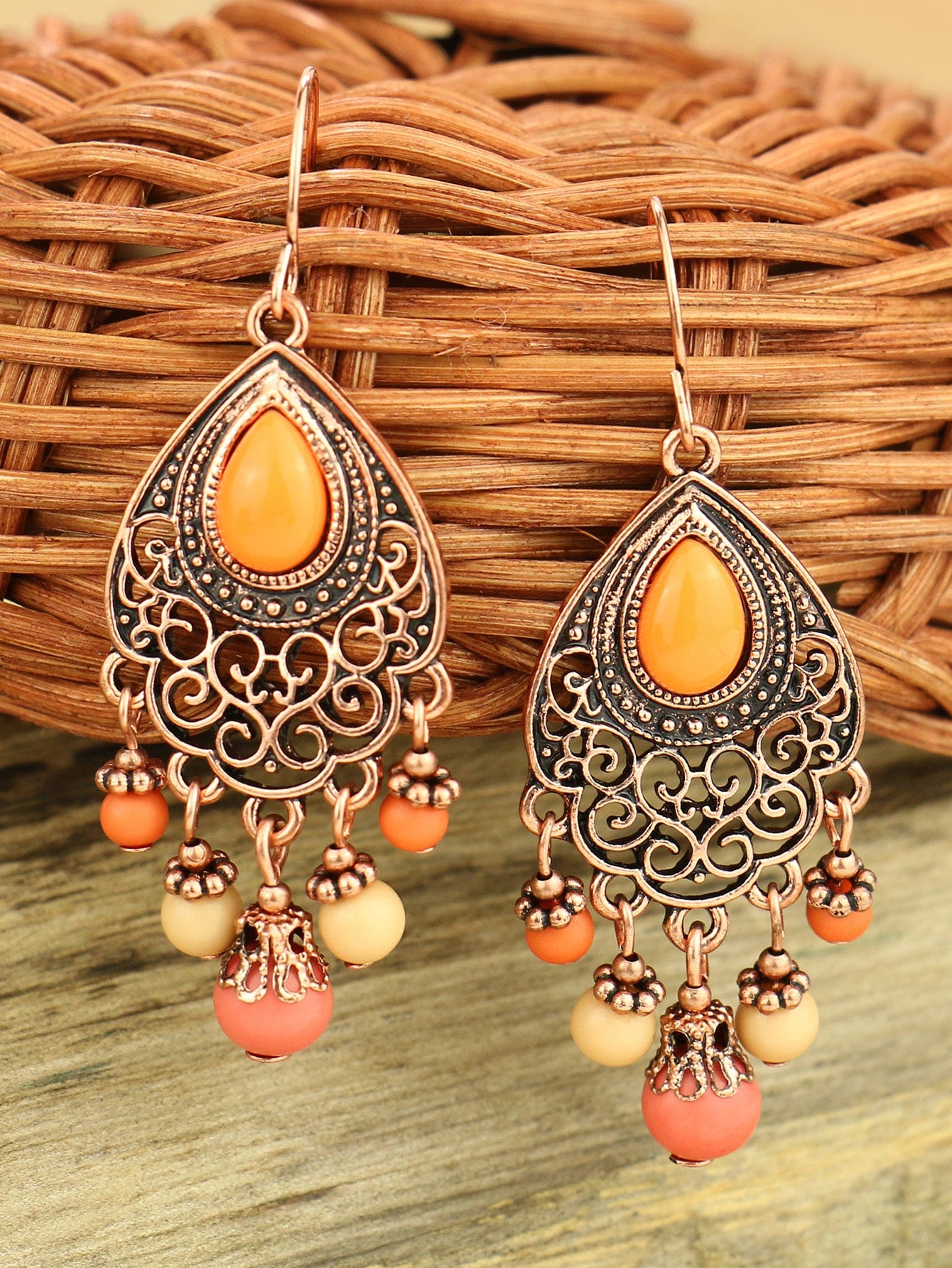 1 Pair Vintage Champagne Geometric Hollow Pendant Turquoise Beaded Tassel Earrings