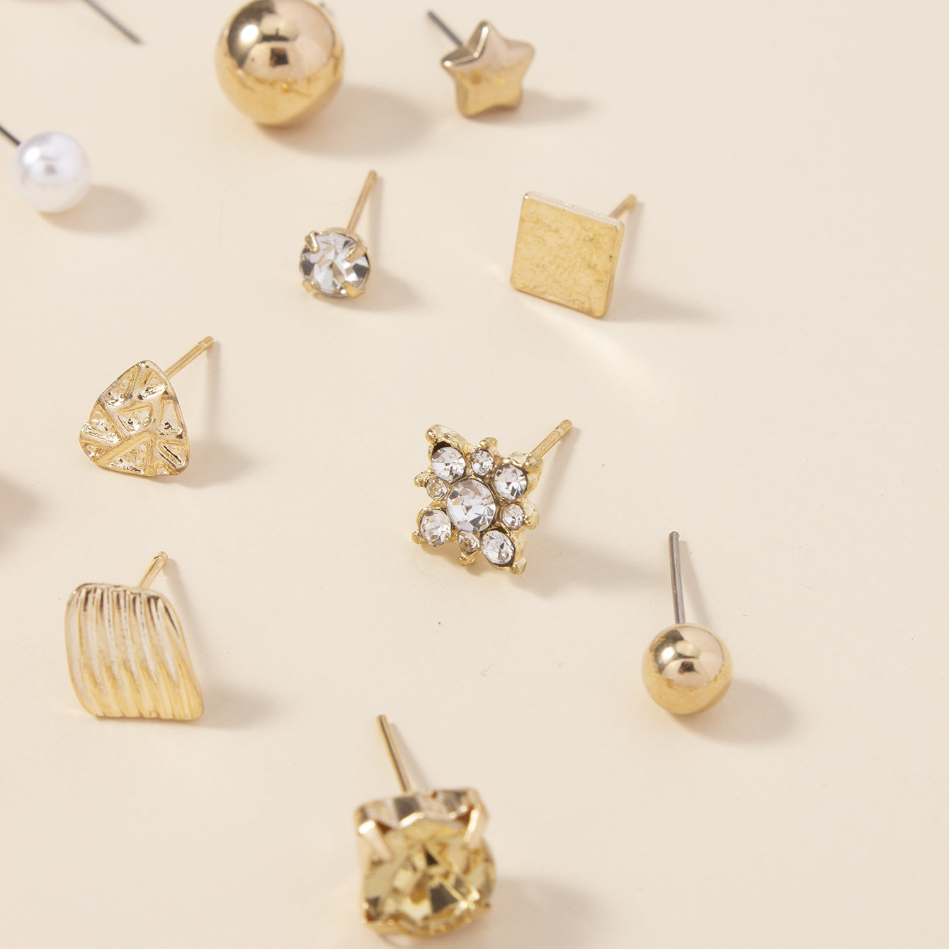 A Set of 30 Pairs of Stylish Alloy Heart-Shaped Faux Gemstone Letter Earrings.