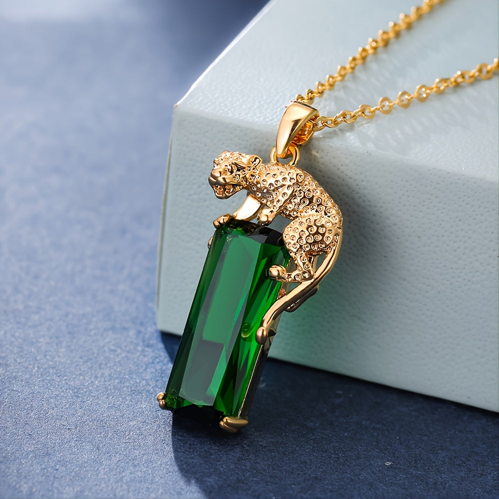 1pc Stylish Leopard Print Pendant Necklace - Bold Animal Design with Golden-Tone Copper, Synthetic Stone Accent, Perfect for Weddings & Formal Events, Ideal Gift for Men and Women, Formal Jewelry|Bold Statement Piece|Golden-T